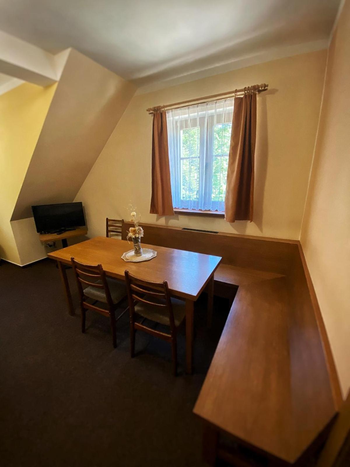 Horsky Hotel Snezenka Hyncice pod Susinou Exterior photo