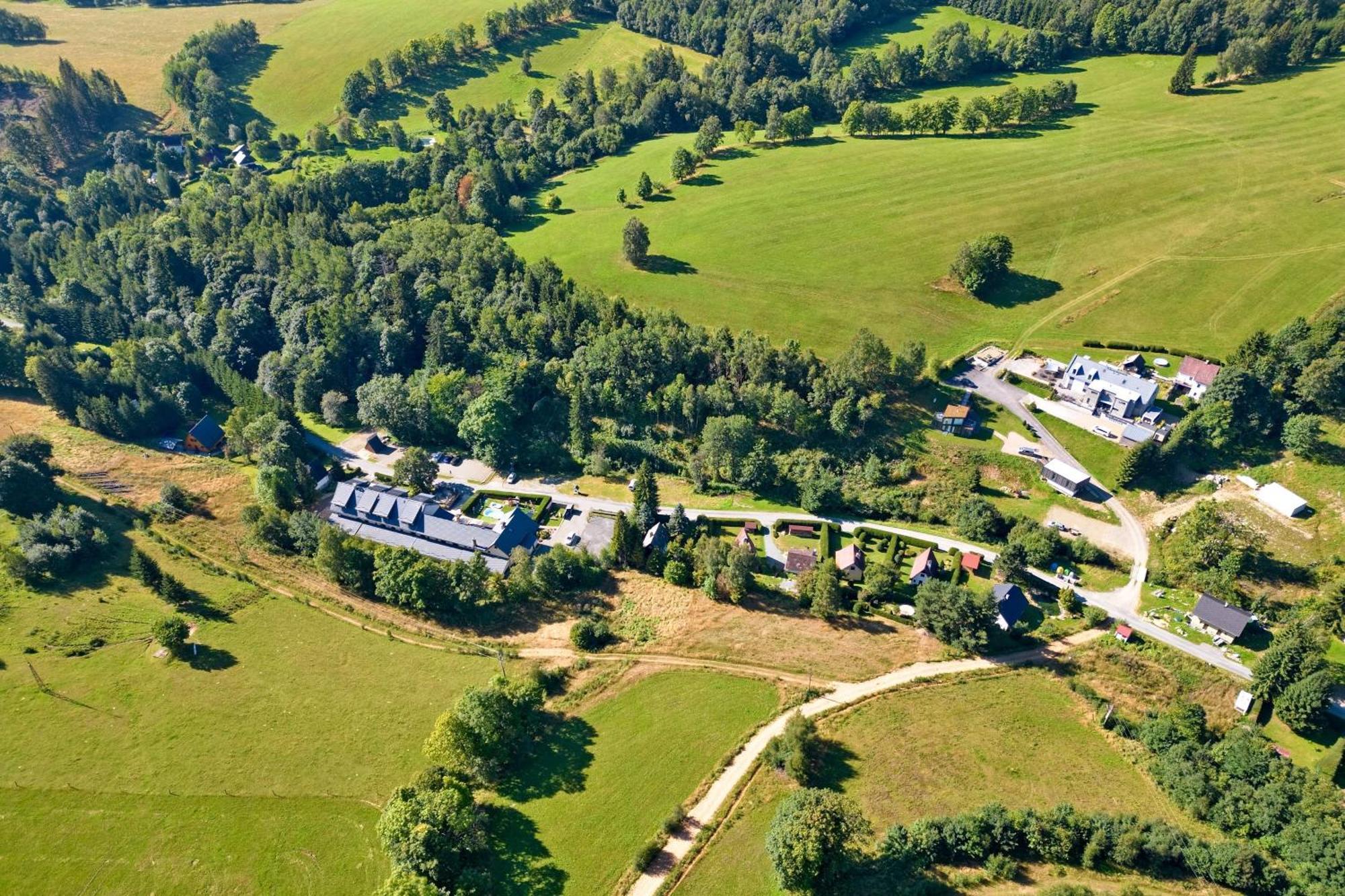 Horsky Hotel Snezenka Hyncice pod Susinou Exterior photo